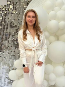 Вікторія Конофольська